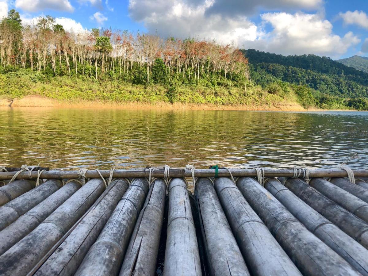 Baanhatsompaen homestay Ranong Buitenkant foto