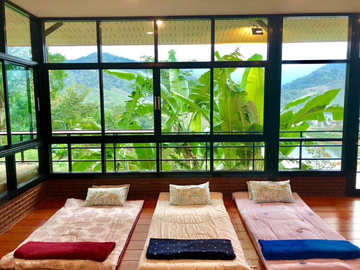 Baanhatsompaen homestay Ranong Buitenkant foto
